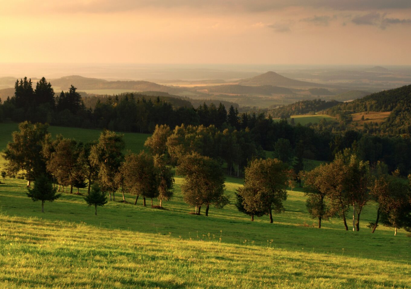zdjęcie przedstawia Góry Kaczawskie