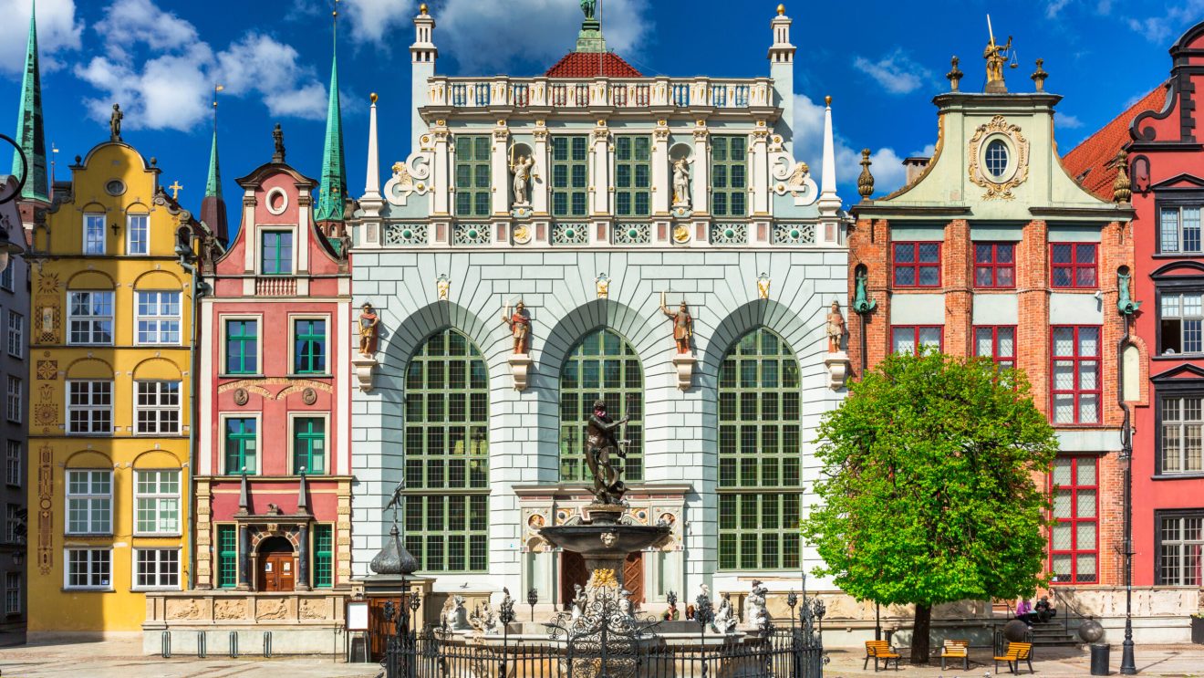 Beautiful,Architecture,Of,The,Old,Town,In,Gdansk,With,Artus