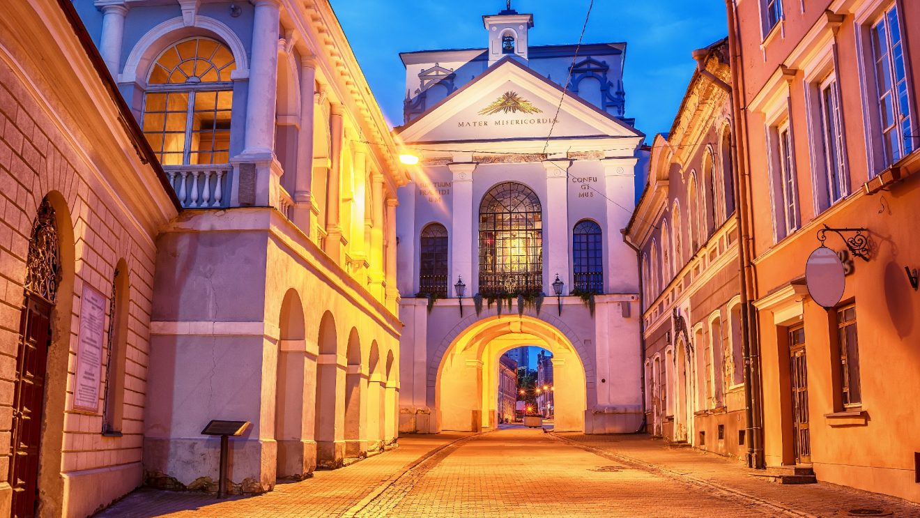 Vilnius,,Lithuania:,The,Gate,Of,Dawn,,Lithuanian,Ausros,,Medininku,Vartai,