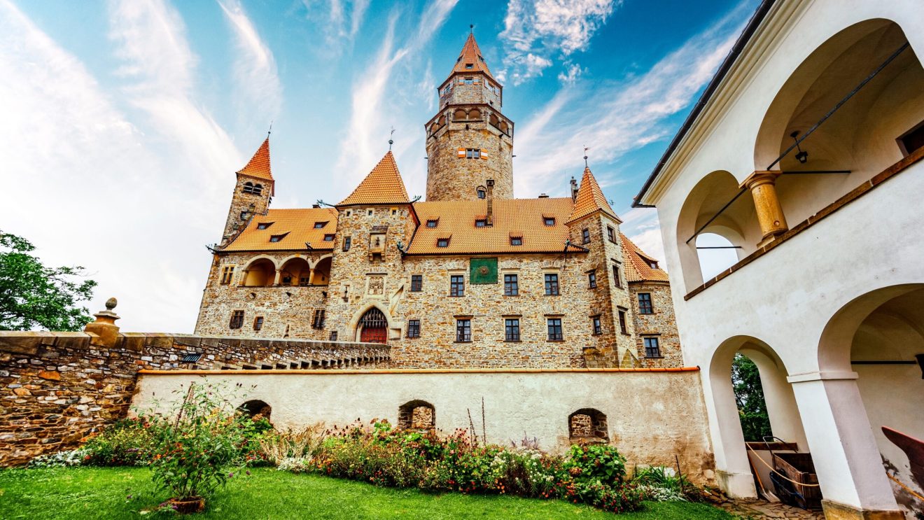 Zdjęcie przedstawia zamek w Czechach
