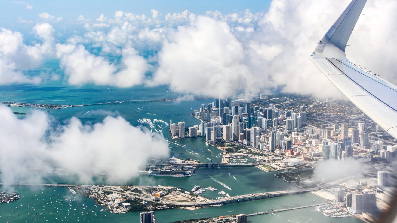 Flying,Over,Miami's,Skyscrapers,And,Skylines