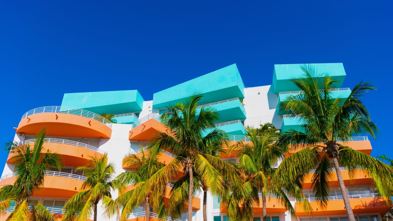 zdjęcie przedstawia architekturę w Miami