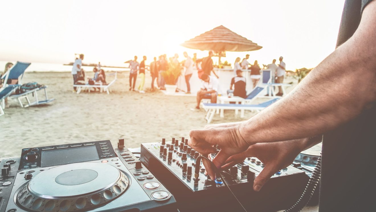 zdjęcie przedstawia plażę w Miami